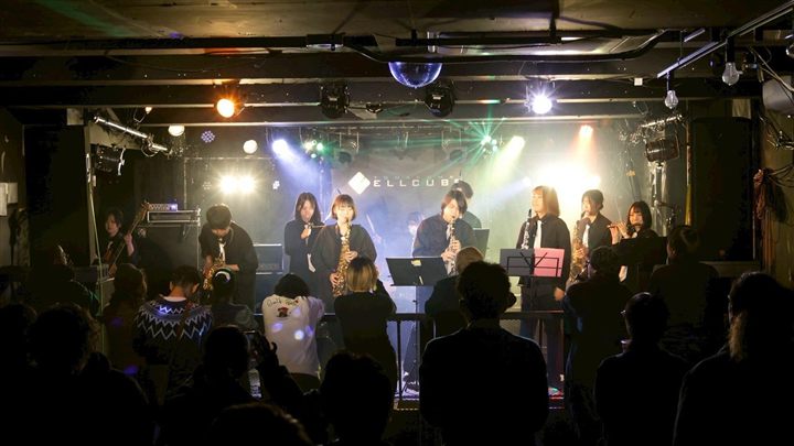 地域イベントに出演する北海道苫小牧市のCaskaders