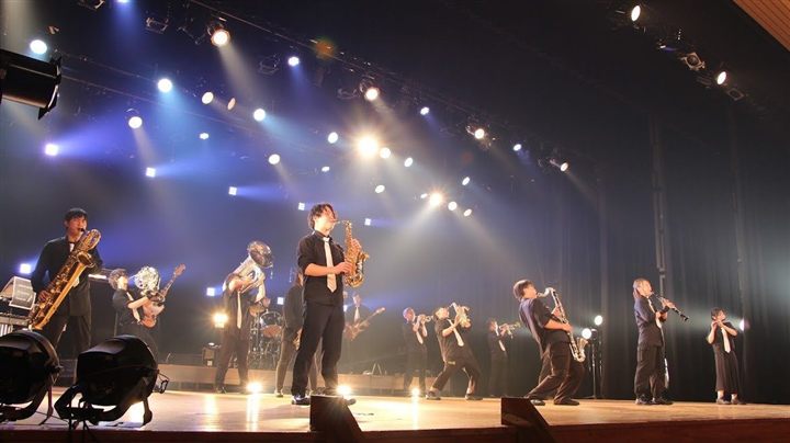 地域イベントに出演する北海道苫小牧市のCaskaders
