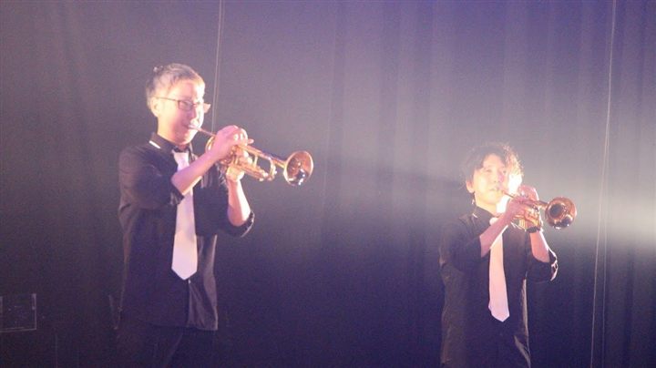 イベント出演後のCaskaders集合写真