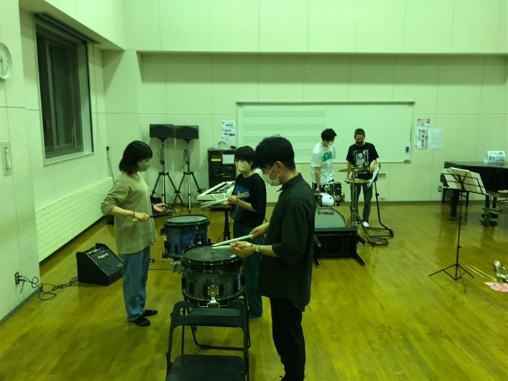 地域イベントに出演する北海道苫小牧市のCaskaders